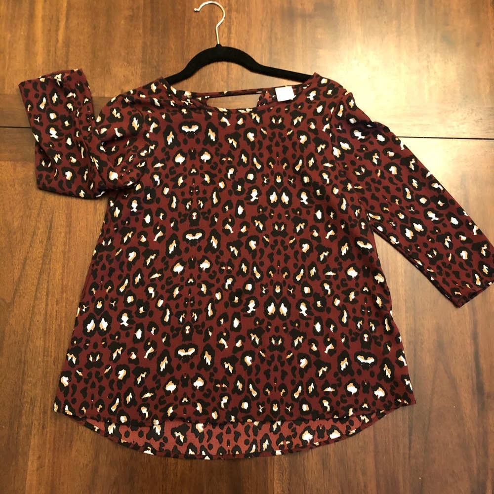 Kaleigh Leopard Print Shirt XS (3/$20)